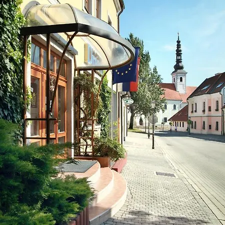 Dream Hotel 3*